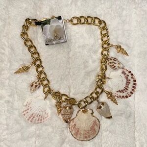 Gold Seashell Chunky Necklace